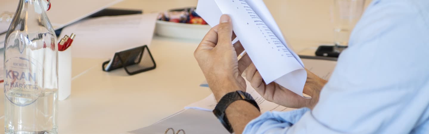 Beslut om att sälja fastigheter 